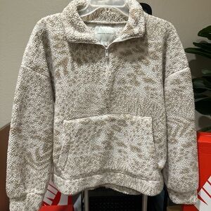 American Eagle Outfitters Beige Patterned Sherpa Hoodie